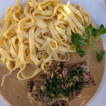 Restaurant Zum See - Veal - Hotels & Travel Near Me - Zermatt, VS