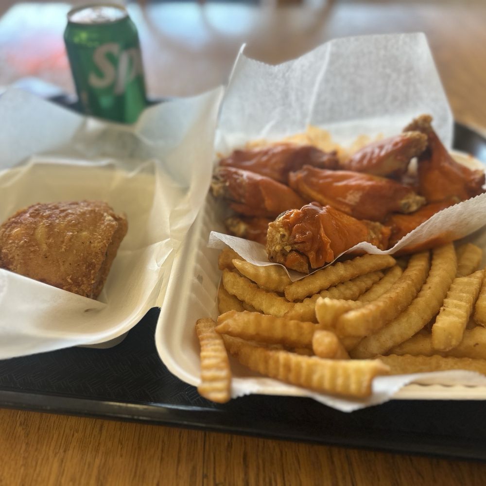 Chicken Kitchen - Chicken Wings Near Me - Shrewsbury, New Jersey