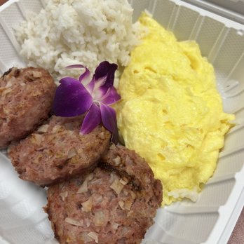 Guieb Cafe - Corn beef hash and eggs - New American Near Me - Honolulu, Hawaii Guieb Cafe - Corn beef hash and eggs - New American Near Me - Honolulu, Hawaii