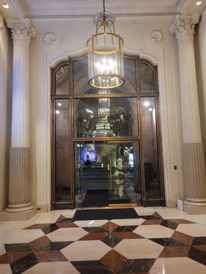 Gabriela Hearst Madison Avenue by null