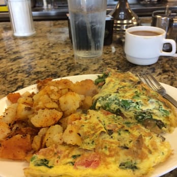 Robert's Restaurant - Veggie omelette - Breakfast & Brunch Near Me - Dania, Florida Robert's Restaurant - Veggie omelette - Breakfast & Brunch Near Me - Dania, Florida