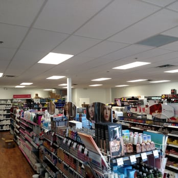 Armstrong McCall - Cosmetics & Beauty Supply Near Me - Austin, Texas