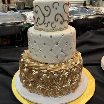 Bake My Day - Pina Colada with pineapple filling - Cupcakes Near Me - Rancho Cucamonga, California Bake My Day - Pina Colada with pineapple filling - Cupcakes Near Me - Rancho Cucamonga, California