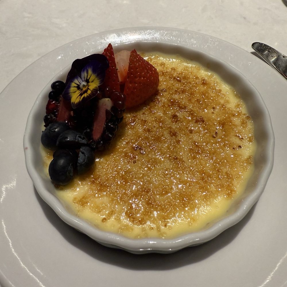 Campton Bar and Bistro - Crème brûlée - New American Near Me - San Francisco, California