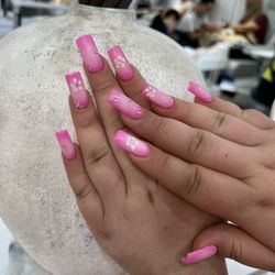 Lush Nail Studio - Tiff