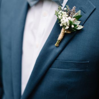 Karla Cassidy Designs - Boutonniere by Karla Cassidy Designs (Photo Credit: Sincereli) - Florists Near Me Karla Cassidy Designs - Boutonniere by Karla Cassidy Designs (Photo Credit: Sincereli) - Florists Near Me