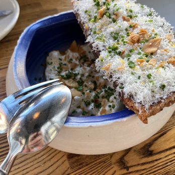 Rich Table - Cheesy garlics bread with burrata - New American Near Me - San Francisco, California Rich Table - Cheesy garlics bread with burrata - New American Near Me - San Francisco, California