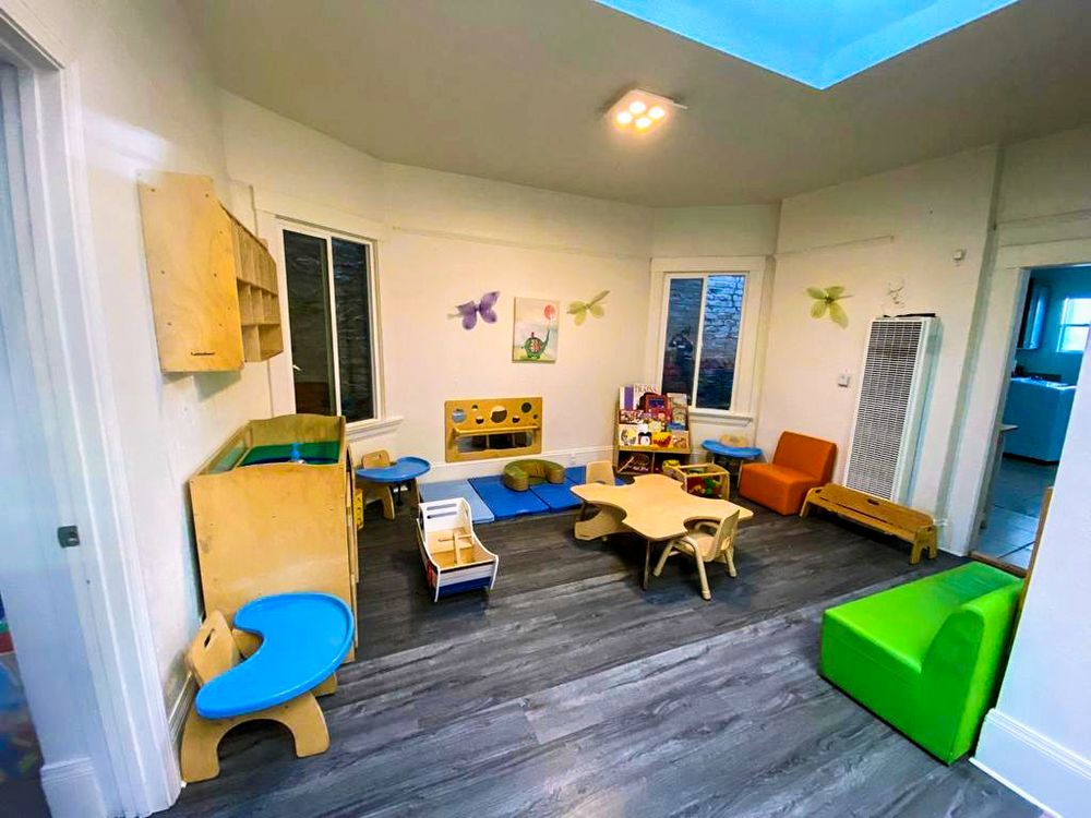 Wonder Babysitter - childcare center in Berkeley, CA