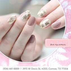 Tender Touch 3 - Bloom with love this Valentine's Day with delicate flower nail art! Perfect petals to match your romantic vibe.