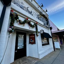 Liam's Restaurant - Street Entrance