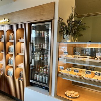Ancora Cafe + Bakery - a view of the bakery - Breakfast & Brunch Near Me - Madison, Wisconsin