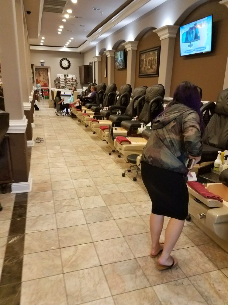 BELLAGIO NAILS & SPA 59 Photos & 61 Reviews Hair Stylists 146