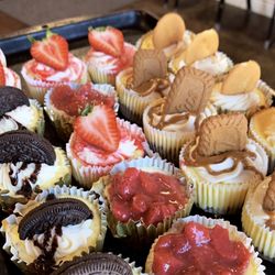 Deja Luvs Treats - Mini Cheesecakes