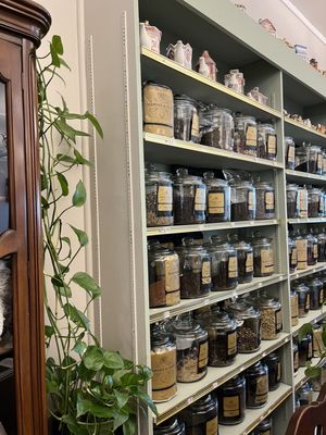 Florrie Kayes Tea Room by null