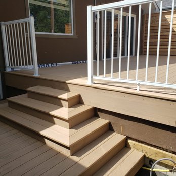 Mastercraft Construction - Roof top deck; composite decking with aluminum rail. - Decks & Railing Near Me - Calgary, Alberta Mastercraft Construction - Roof top deck; composite decking with aluminum rail. - Decks & Railing Near Me - Calgary, Alberta