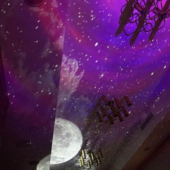 Red Onion - Ceiling - Vegetarian Near Me - New York, New York Red Onion - Ceiling - Vegetarian Near Me - New York, New York