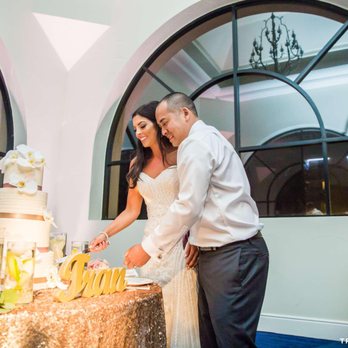 Mellie Bee Events - Photo Courtesy by Berlynn of True Photography Venue: HIlton Waterfront Beach Resort - Wedding Planning Near Me Mellie Bee Events - Photo Courtesy by Berlynn of True Photography Venue: HIlton Waterfront Beach Resort - Wedding Planning Near Me