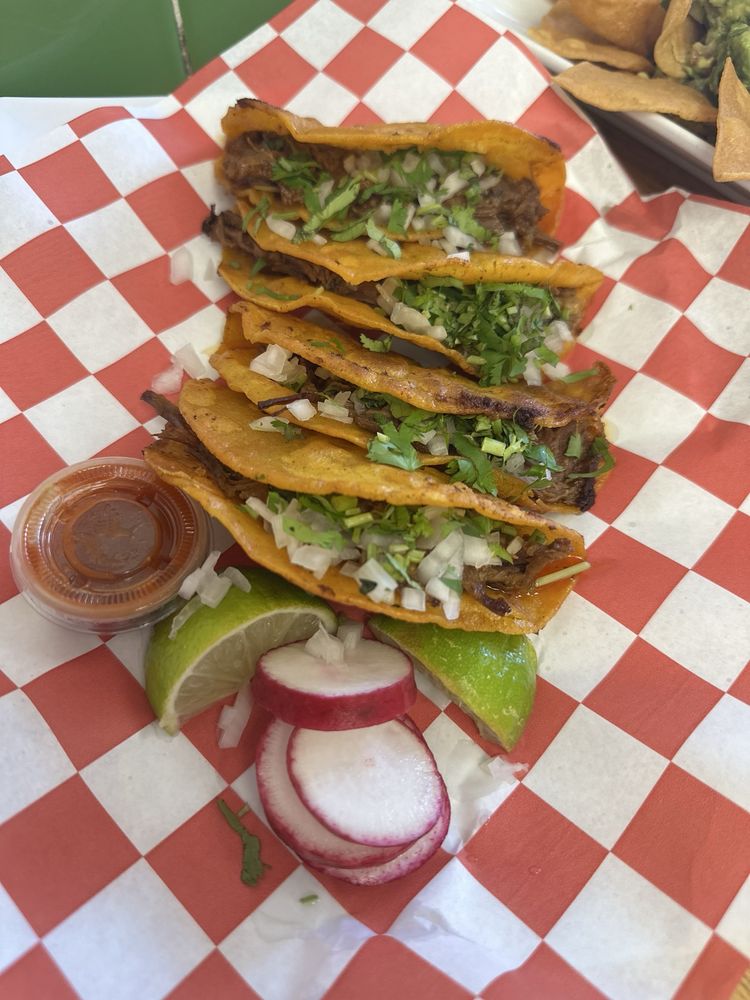 Los Tapatios Restaurant
