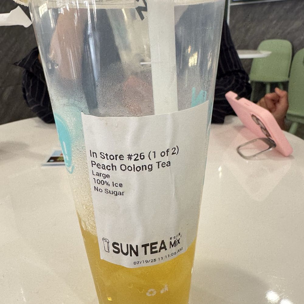 SunTea - Peach oolong - Bubble Tea Near Me - Montebello, California SunTea - Peach oolong - Bubble Tea Near Me - Montebello, California
