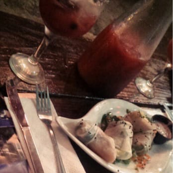 Kamoli - Summer roll - Breakfast & Brunch Near Me - San Juan, Puerto Rico Kamoli - Summer roll - Breakfast & Brunch Near Me - San Juan, Puerto Rico