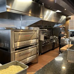 Country Pizza Italian Grill - Cook area