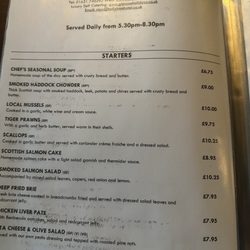 The Holly Tree Returant