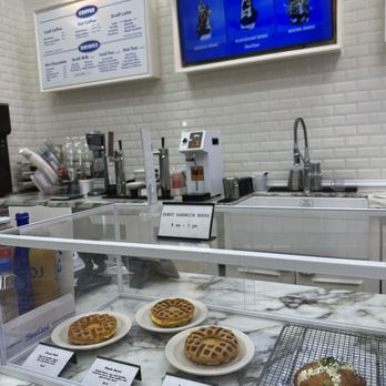 Bear Donut - Donuts Near Me - New York, New York Bear Donut - Donuts Near Me - New York, New York