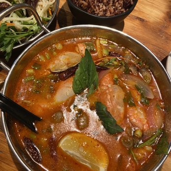 Lemongrass Brooklyn - Tom yum goong creamy jumbo prawn - Thai Near Me - Brooklyn, New York Lemongrass Brooklyn - Tom yum goong creamy jumbo prawn - Thai Near Me - Brooklyn, New York