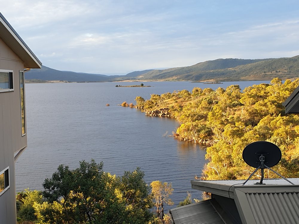 LAKESIDE STUDIO Updated July 2024 11 Tulong Cl, East Jindabyne New