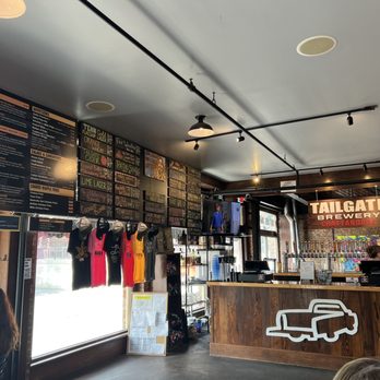 TailGate Brewery Chattanooga - the inside of the restaurant - Breweries Near Me - Chattanooga, Tennessee
