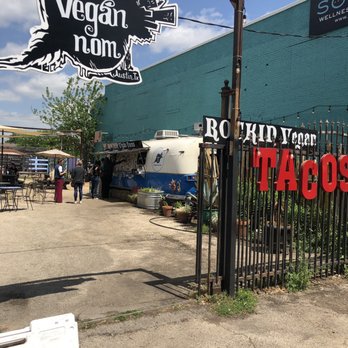 The Vegan Nom - The entrance to this garden of delights. Easy to miss/overshoot by 5 minutes if you're a hungry out-of-town on a Bird scooter - Vegan Near Me - Austin, Texas