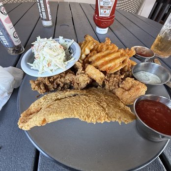 Charleston Crab House - Captains platter - Seafood Near Me - Charleston, South Carolina