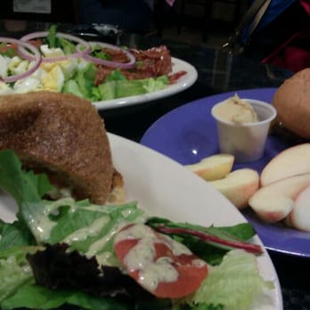 Playdate PDX - Caprese panini, cobb salad, kid sliders... pretty good grub for a playdate - Arcades Near Me - Portland, Oregon