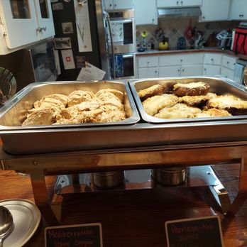 Passion Plates Catering - Mediterranean chicken and stuffed portabella mushrooms - Caterers Near Me Passion Plates Catering - Mediterranean chicken and stuffed portabella mushrooms - Caterers Near Me