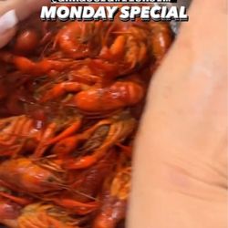 Anna’s Crawfish & Seafood