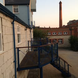 Dream Cottages - Outside our room looking out at Hope Square