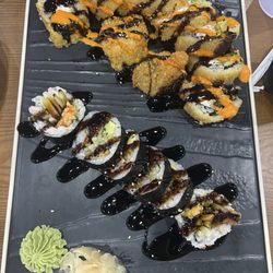 Bo's Ramen and Sushi House - Cs Roll Shrimp Tempura Roll