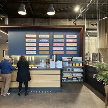 Minneapolis Cider Company - Order Counter - Cideries Near Me - Minneapolis, Minnesota