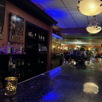 Jazzeppi's - Inside - Italian Near Me - Biloxi, Mississippi