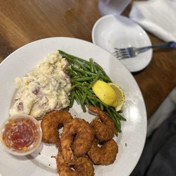 Uncle Ike's Sandbar & Grill - Fried shrimp plate - American Near Me - Corolla, North Carolina Uncle Ike's Sandbar & Grill - Fried shrimp plate - American Near Me - Corolla, North Carolina