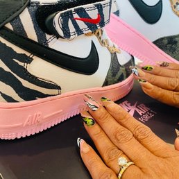 My birthday nails that Lupe did to match my shoes
