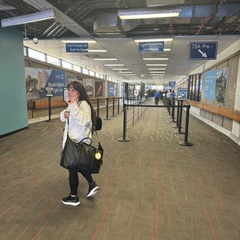 Eppley Airfield - OMA - Airports Near Me - Omaha, Nebraska Eppley Airfield - OMA - Airports Near Me - Omaha, Nebraska
