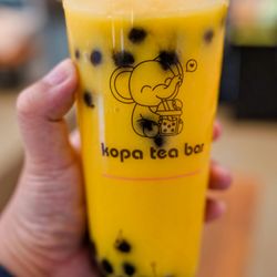 Kopa Tea Bar - Mango smoothie with boba