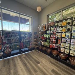 Pawstock - Accessories and toys
