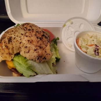 The Roadstop - Cheeseburger with parmesan beer bread and coleslaw - American Near Me - Helendale, California The Roadstop - Cheeseburger with parmesan beer bread and coleslaw - American Near Me - Helendale, California