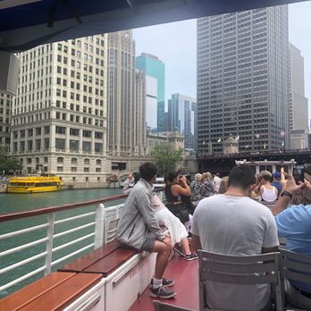 Shoreline Sightseeing - Architectural Tours Near Me - Chicago, Illinois