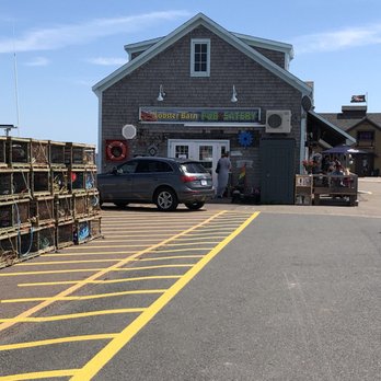 Lobster Barn Pub & Eatery - Seafood Near Me - Victoria, Prince Edward Island Lobster Barn Pub & Eatery - Seafood Near Me - Victoria, Prince Edward Island