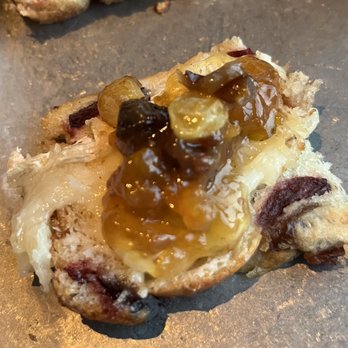 Chart House - Brie and fruit chutney on cranberry bread - Seafood Near Me - Jacksonville, Florida Chart House - Brie and fruit chutney on cranberry bread - Seafood Near Me - Jacksonville, Florida