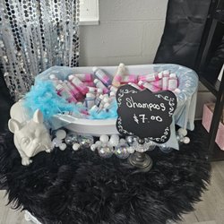 Vanity Fur Pet Salon & Boutique