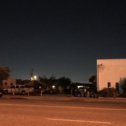 Tacos Castillo - I'm here and I don't see it. Someone posted the wrong hours?
